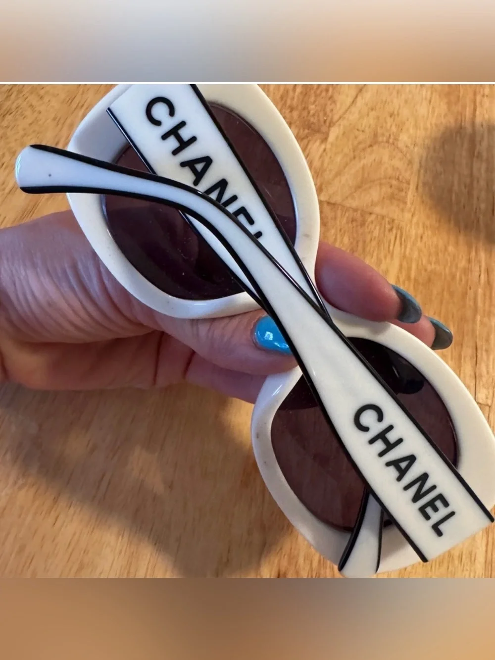 Chanel White Oval Sunglasses CC Logo Frame Made in Italy - Picture 3 of 7